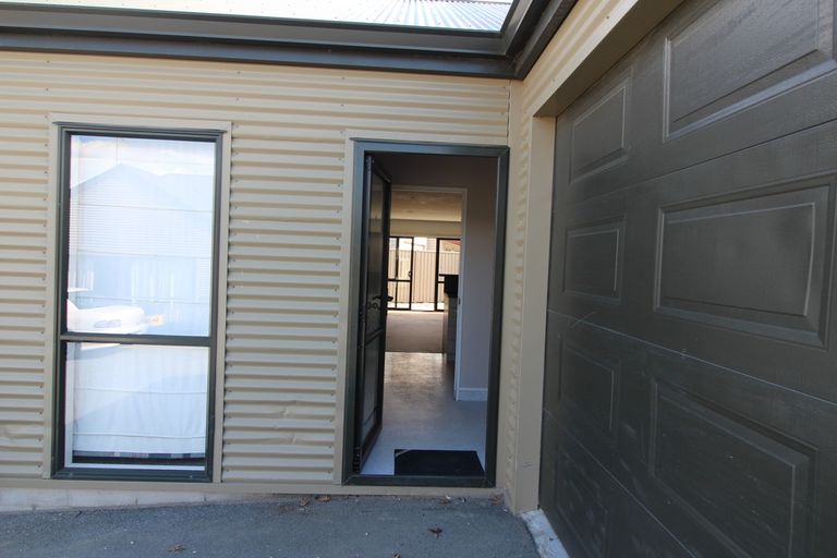 Photo of property in 8d Mckellar Court, Cromwell, 9310