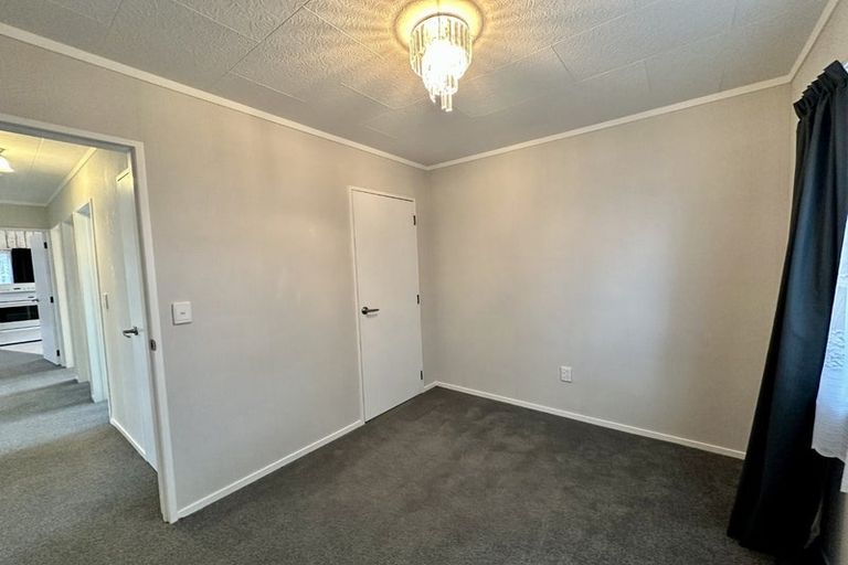 Photo of property in 4 Kirkcaldie Grove, Levin, 5510