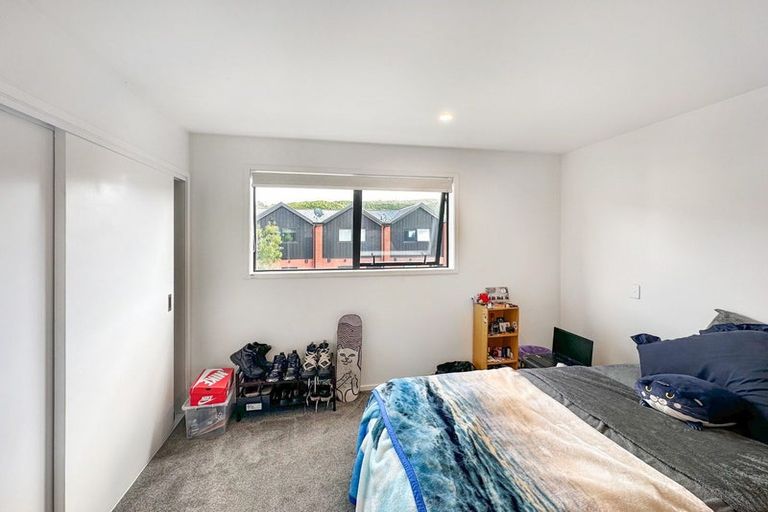 Photo of property in 7/12 Biddle Crescent, Taita, Lower Hutt, 5011