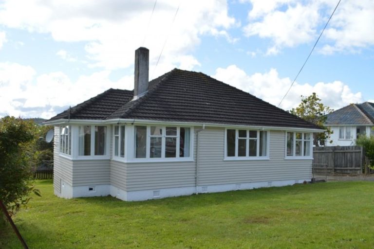 Photo of property in 4 Muturangi Grove, Elsdon, Porirua, 5022