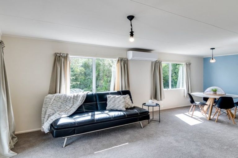 Photo of property in 31 Busby Hill, Havelock North, 4130