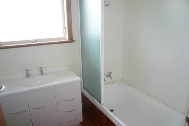 Photo of property in 45 Paewai Road, Glen Eden, Auckland, 0602