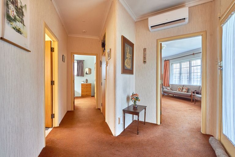 Photo of property in 34 Rainforth Street, Roslyn, Palmerston North, 4414