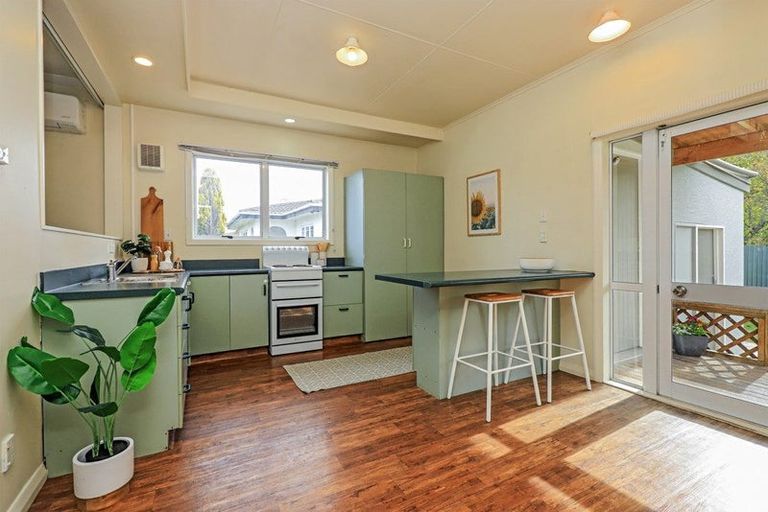 Photo of property in 6/101 Maddison Street, Akina, Hastings, 4122