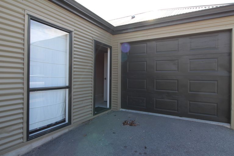 Photo of property in 8d Mckellar Court, Cromwell, 9310