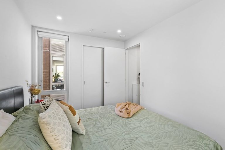 Photo of property in Republic Apartments, 2a/11 Tennyson Street, Te Aro, Wellington, 6011