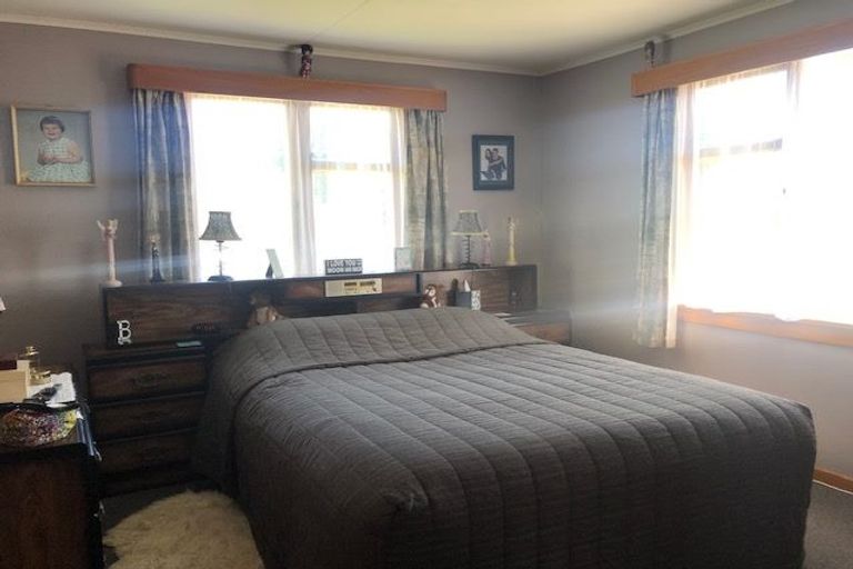 Photo of property in 23 Fraser Street, Waikiwi, Invercargill, 9810