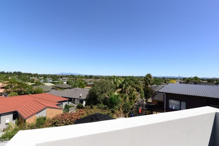 Photo of property in 62d Rototuna Road, Rototuna, Hamilton, 3210