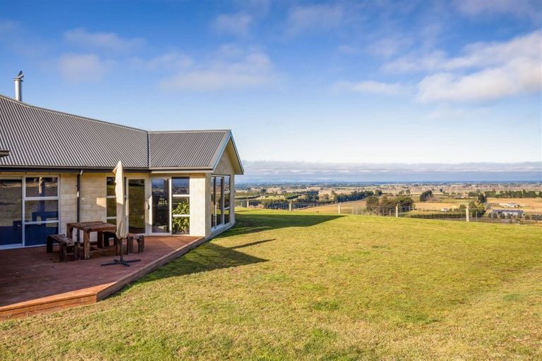 Photo of property in 219 Davis Road, Cust, Rangiora, 7471