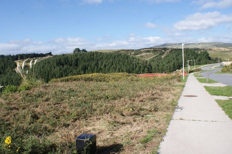 Photo of property in 8 Camber Drive, Whitby, Porirua, 5024