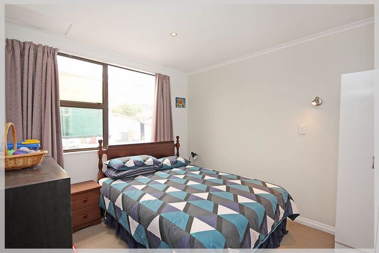 Photo of property in 47 Edinburgh Terrace, Foxton Beach, Foxton, 4815