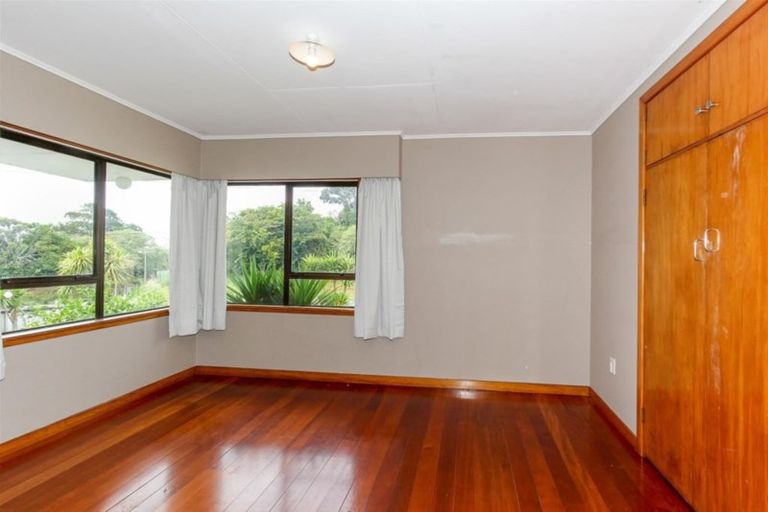 Photo of property in 74 Smart Road, Glen Avon, New Plymouth, 4312
