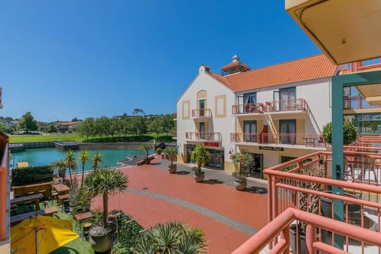 Photo of property in 164u Harbour Village Drive, Gulf Harbour, Whangaparaoa, 0930