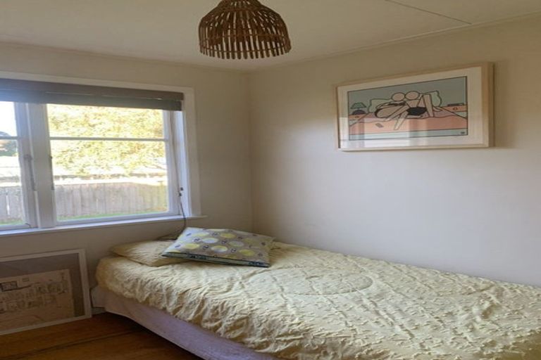 Photo of property in 46 Wellington Road, Paekakariki, 5034