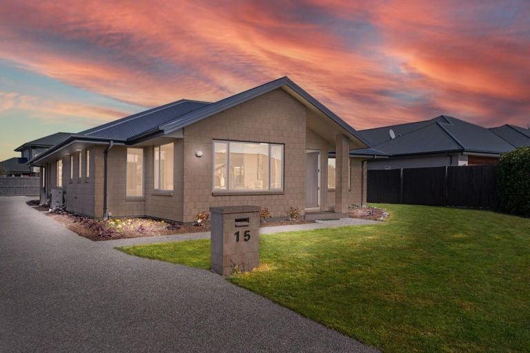 Photo of property in 15 Hampstead Close, Rangiora, 7400
