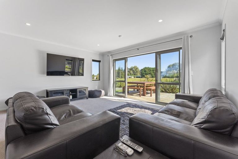 Photo of property in 1 Corbin Court, Ohau, Levin, 5570