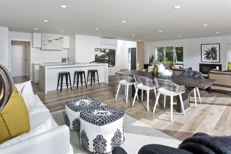 Photo of property in 1/8 Omana Road, Milford, Auckland, 0620