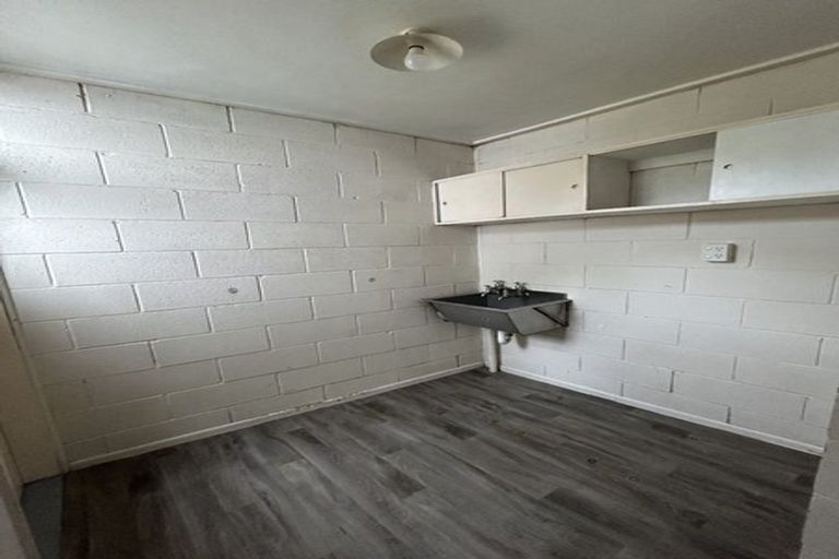 Photo of property in 267 Massey Road, Mangere East, Auckland, 2024