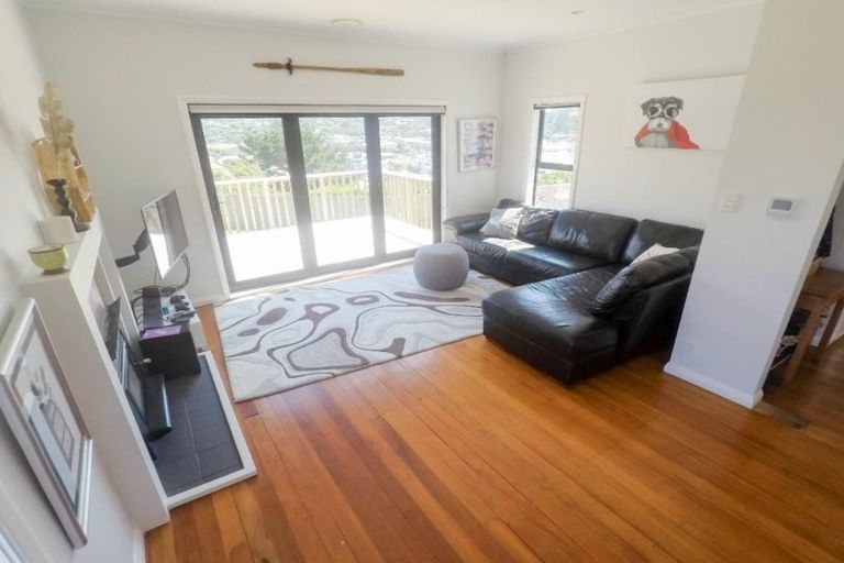Photo of property in 50 Sheridan Terrace, Johnsonville, Wellington, 6037