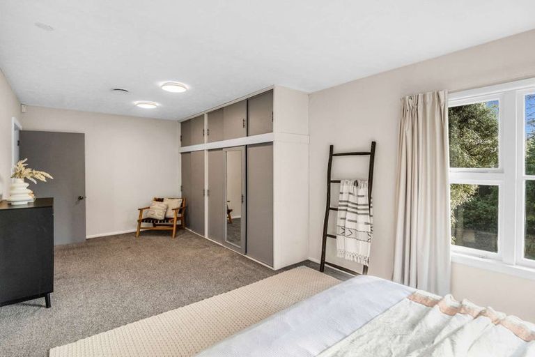 Photo of property in 17 Masham Road, Broomfield, Christchurch, 8042