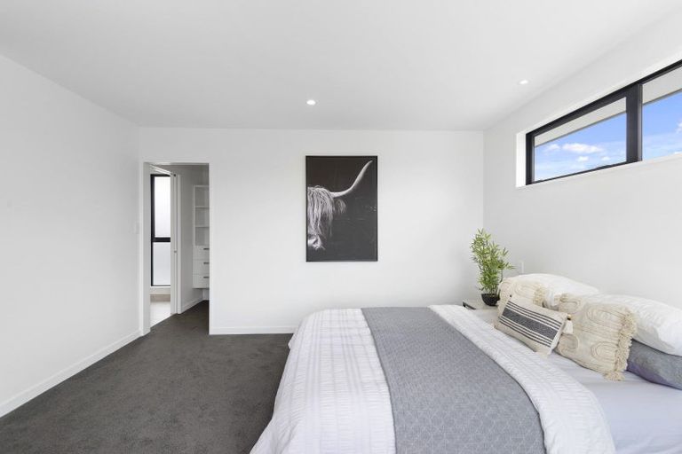 Photo of property in 32 Dynes Road, Rolleston, 7615