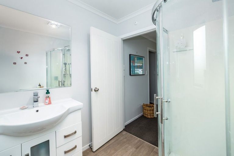 Photo of property in 41c Costley Street, Carterton, 5713