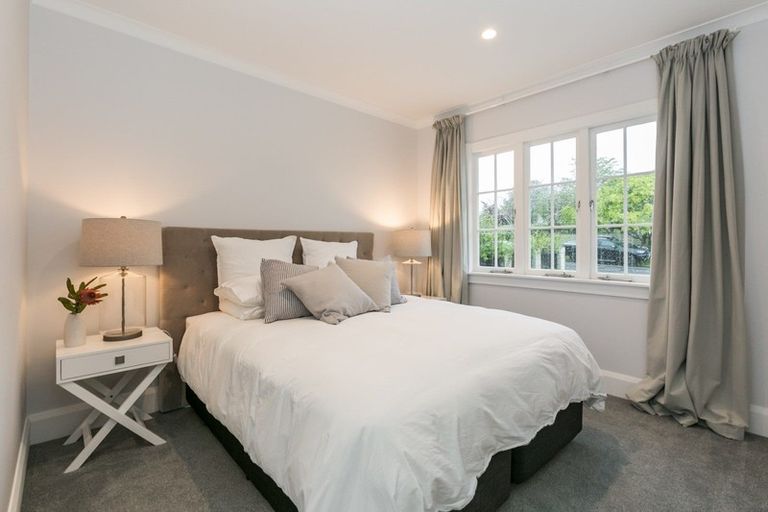 Photo of property in 9 Gillean Street, Havelock North, 4130