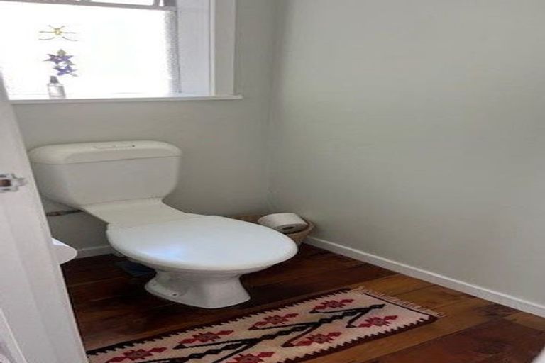 Photo of property in 17a Brussels Street, Miramar, Wellington, 6022