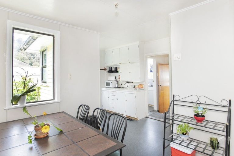 Photo of property in 48 Massey Road, Mangapapa, Gisborne, 4010