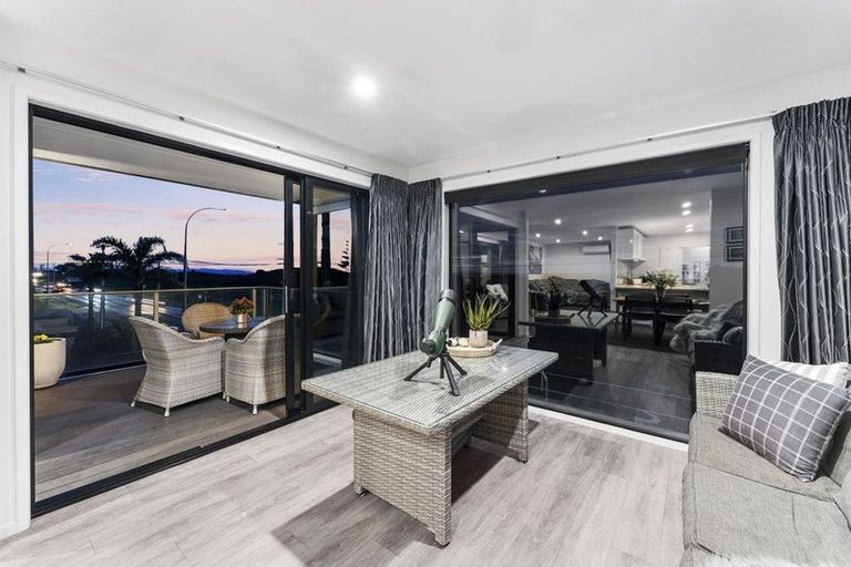 Photo of property in 972 Papamoa Beach Road, Papamoa Beach, Papamoa, 3118