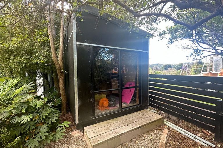 Photo of property in 17b Otanerua Road, Hatfields Beach, Orewa, 0931