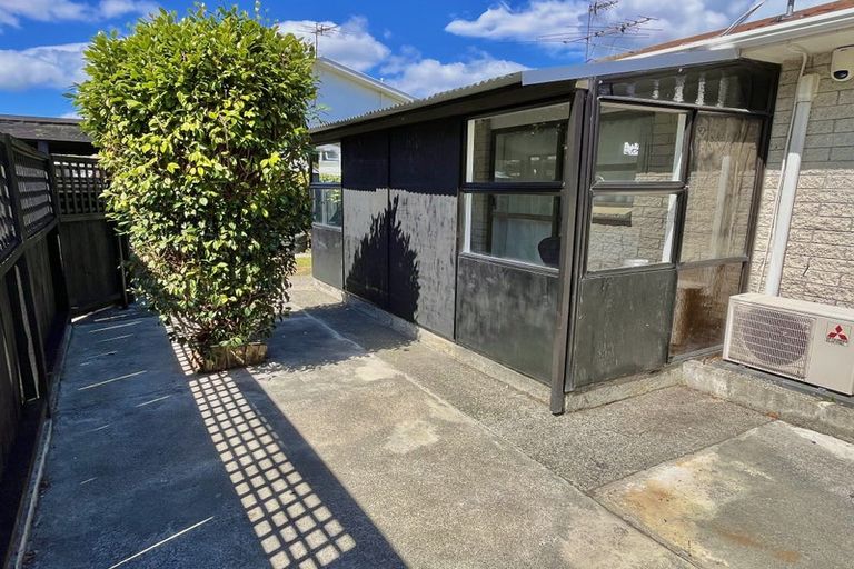 Photo of property in 9b Kansas Grove, Totara Park, Upper Hutt, 5018