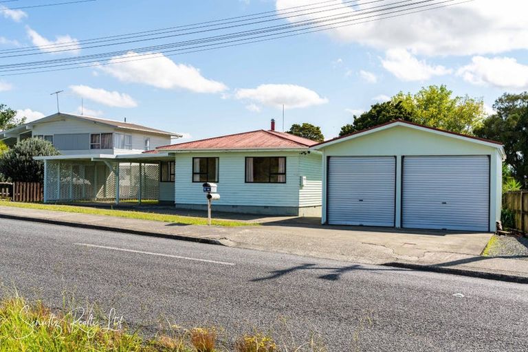 Photo of property in 55 Gorge Road, Maungaturoto, 0520
