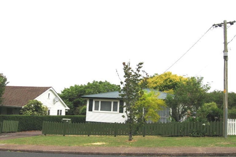 Photo of property in 68 Hillcrest Avenue, Hillcrest, Auckland, 0627