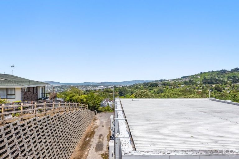 Photo of property in 66b Major Drive, Kelson, Lower Hutt, 5010