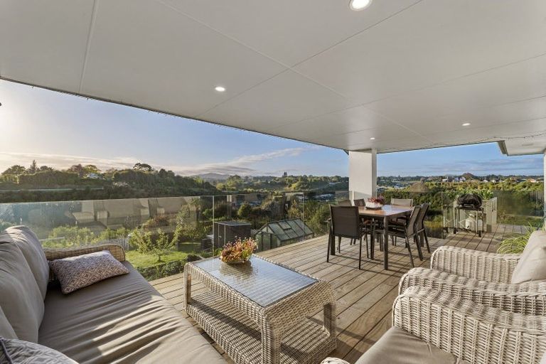 Photo of property in 177 Penetaka Heights, Pyes Pa, Tauranga, 3112