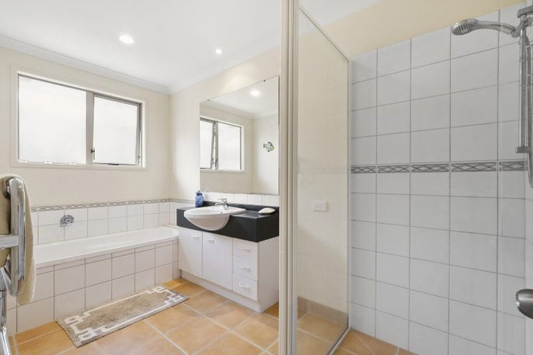 Photo of property in 58 Rathmar Drive, Manurewa, Auckland, 2105