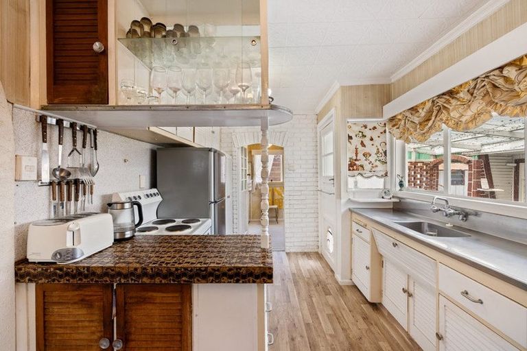 Photo of property in 57 Tedder Avenue, North New Brighton, Christchurch, 8083