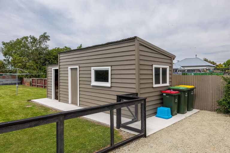Photo of property in 51 Rhodes Street, Waimate, 7924