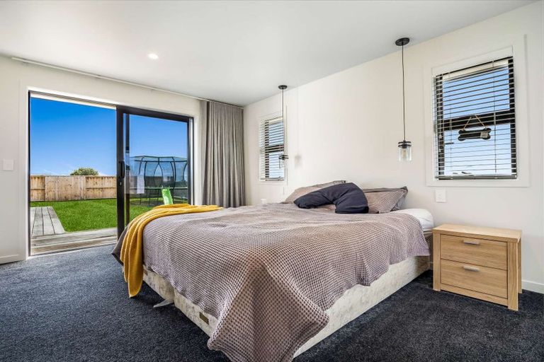 Photo of property in 6 Mcwatters Drive, Ngatea, 3503