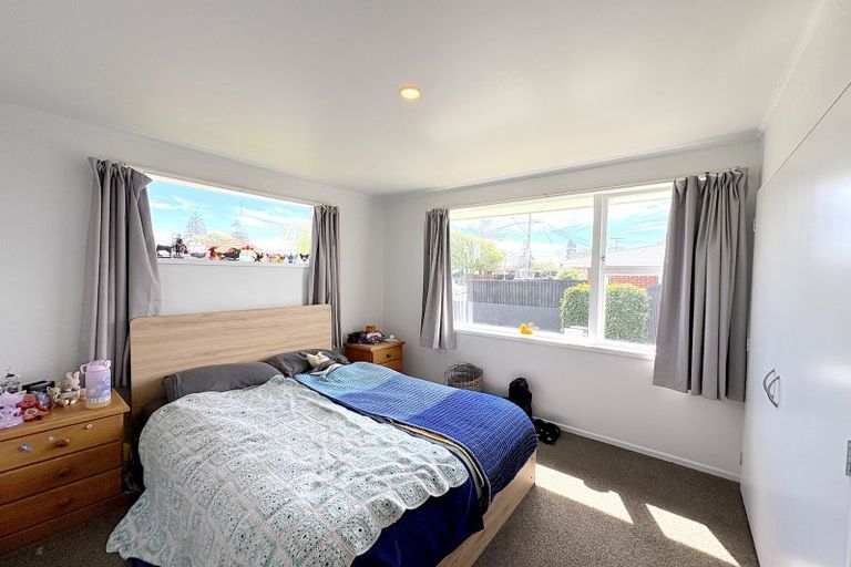 Photo of property in 1/72 Epsom Road, Sockburn, Christchurch, 8042