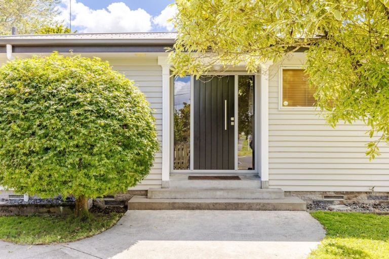 Photo of property in 21 Paulette Place, Queenwood, Hamilton, 3210