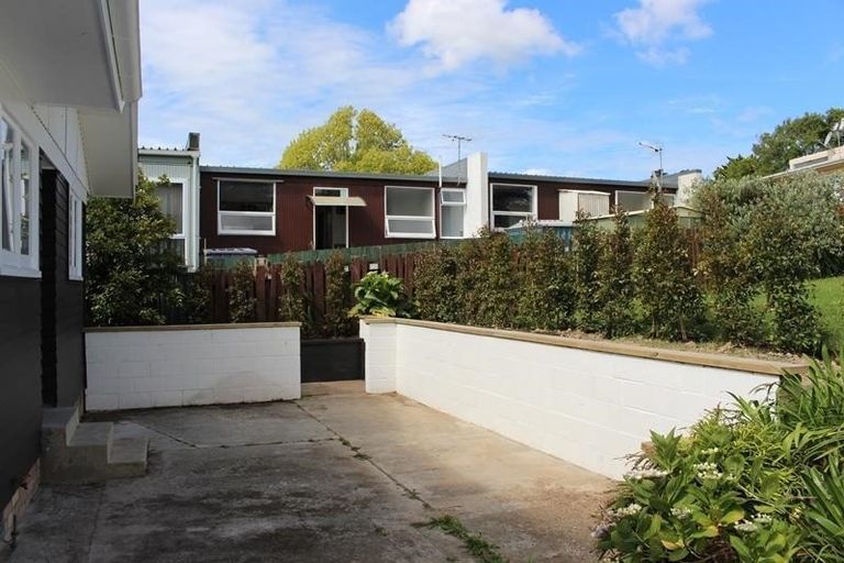 Photo of property in 12 Commodore Drive, Lynfield, Auckland, 1042