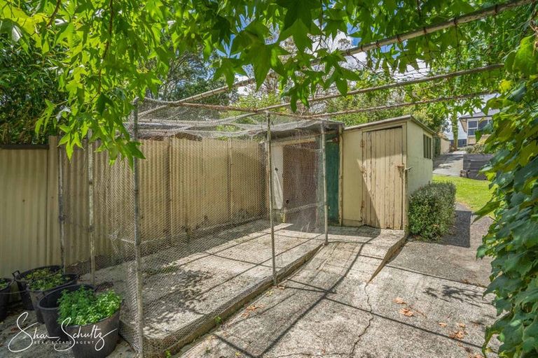 Photo of property in 21 View Street, Maungaturoto, 0520