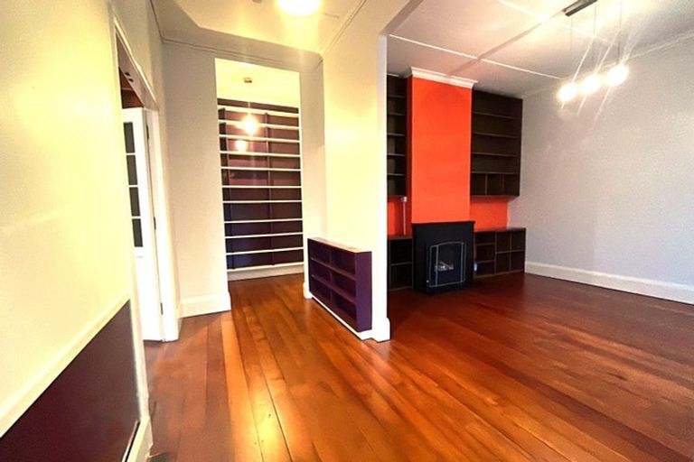 Photo of property in 167 Wadestown Road, Wadestown, Wellington, 6012