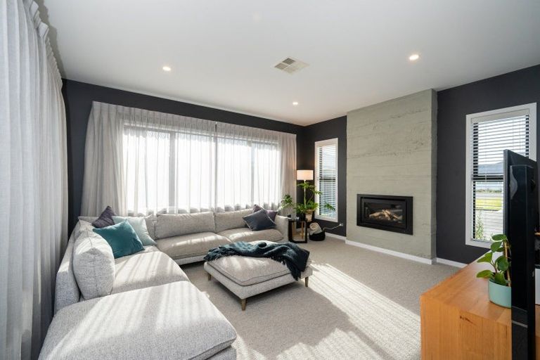 Photo of property in 10 Rich Rise, Havelock North, 4130