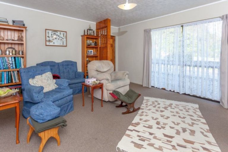 Photo of property in 100a Hilton Drive, Whangamata, 3620