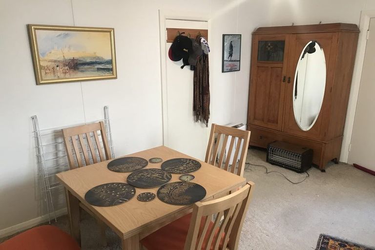 Photo of property in 25 Moir Street, Mount Victoria, Wellington, 6011