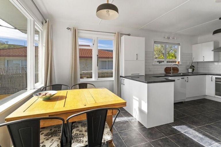 Photo of property in 1/44 Polstead Road, Stoke, Nelson, 7011