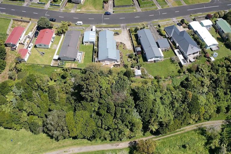 Photo of property in 68 Riversdale Drive, Merrilands, New Plymouth, 4312